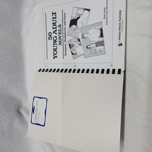 50 Young Adult Novels: Synopses , Worksheets, and Tests - VINTAGE - Picture 5 of 16